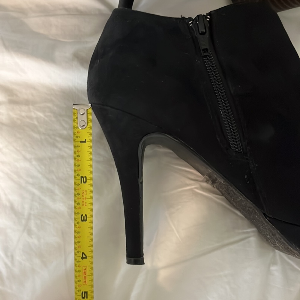 Report Booties - Picture 8 of 9